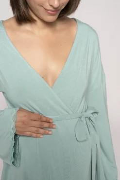 Ohma! Bata Premamá con encaje
