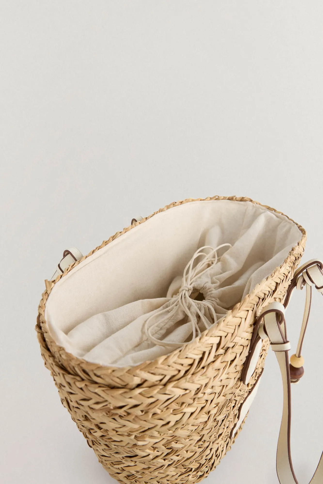 Pedro del Hierro Bolso capazo big ratán