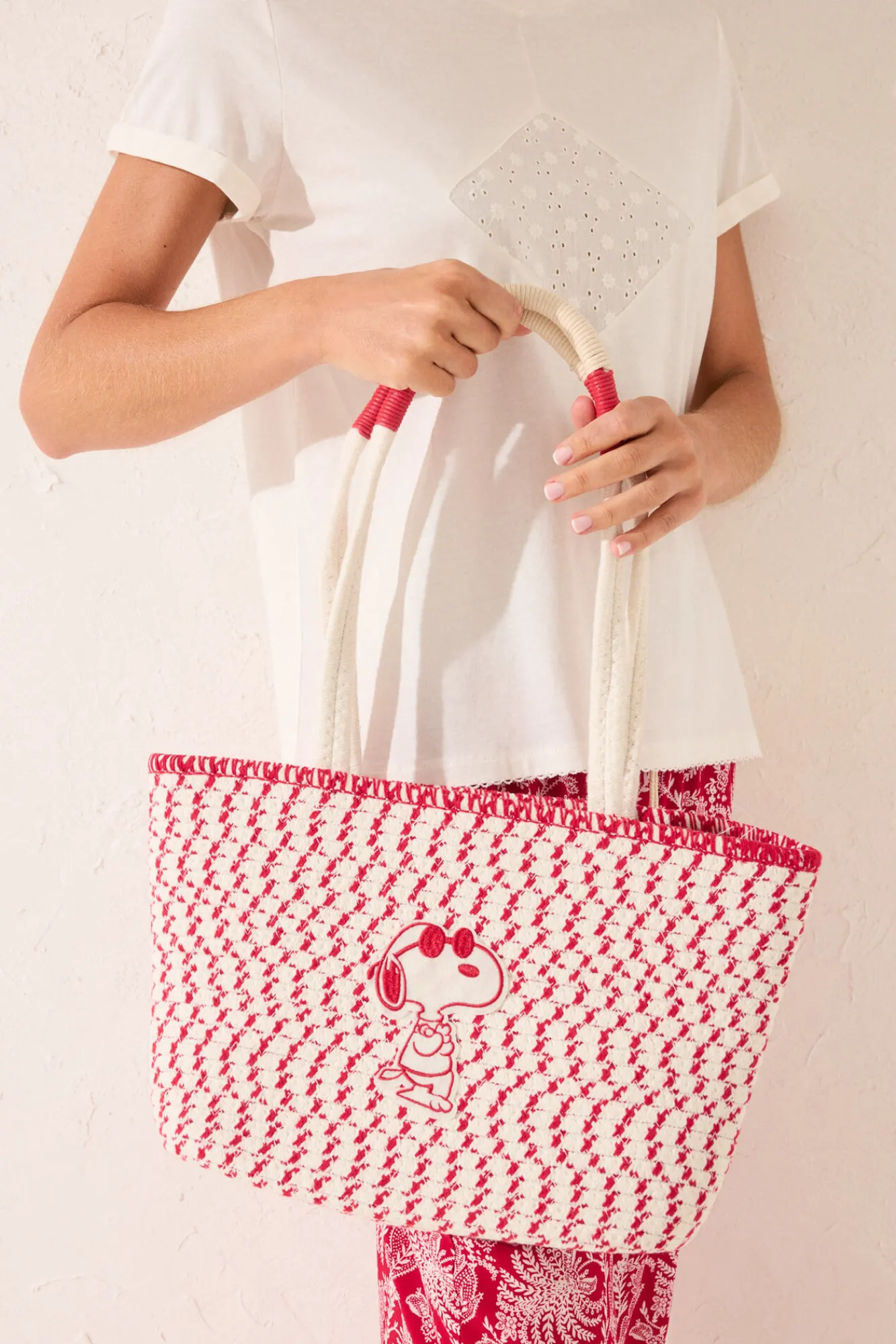 Women'secret Bolso mediano shoper Snoopy