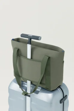 Born Living Yoga Bolso Nest