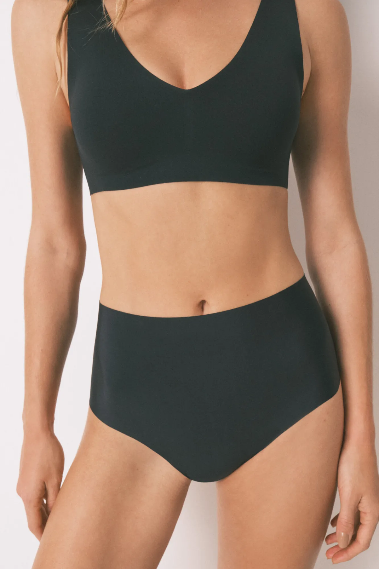 Women'secret Braga alta clean cut