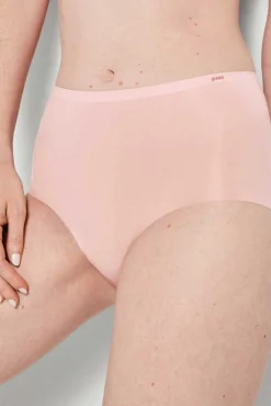 Gisela Braga alta sin costuras