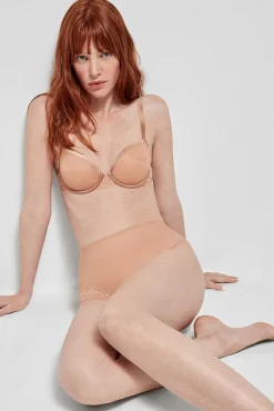 Gisela Braga alta sin costuras