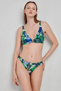 Gisela Braga bikini tribal