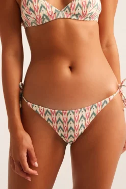 Robin Braga bikini lazo clásica formentor