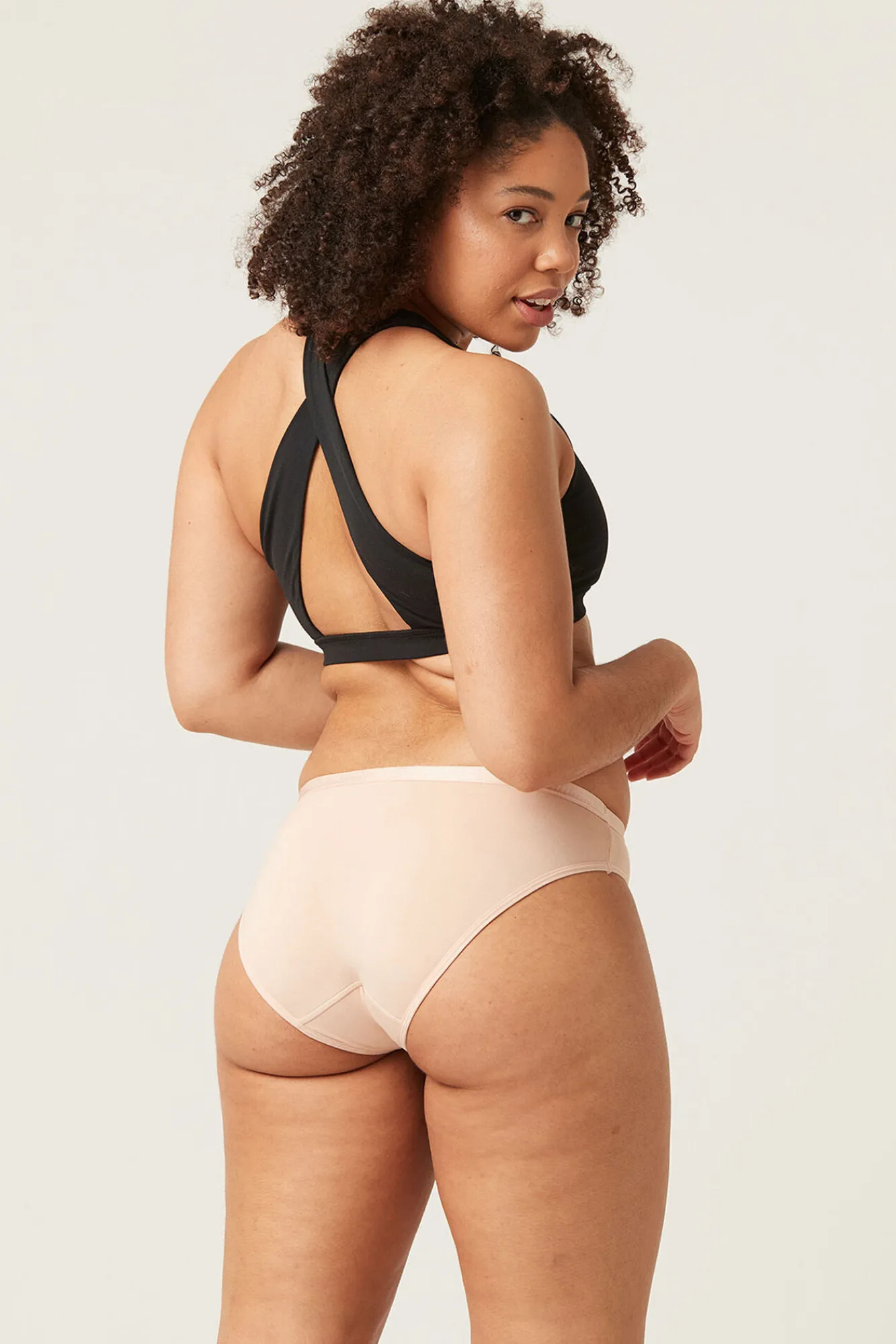 Modibodi Braga menstrual clásica bambú negra absorción ligera moderada
