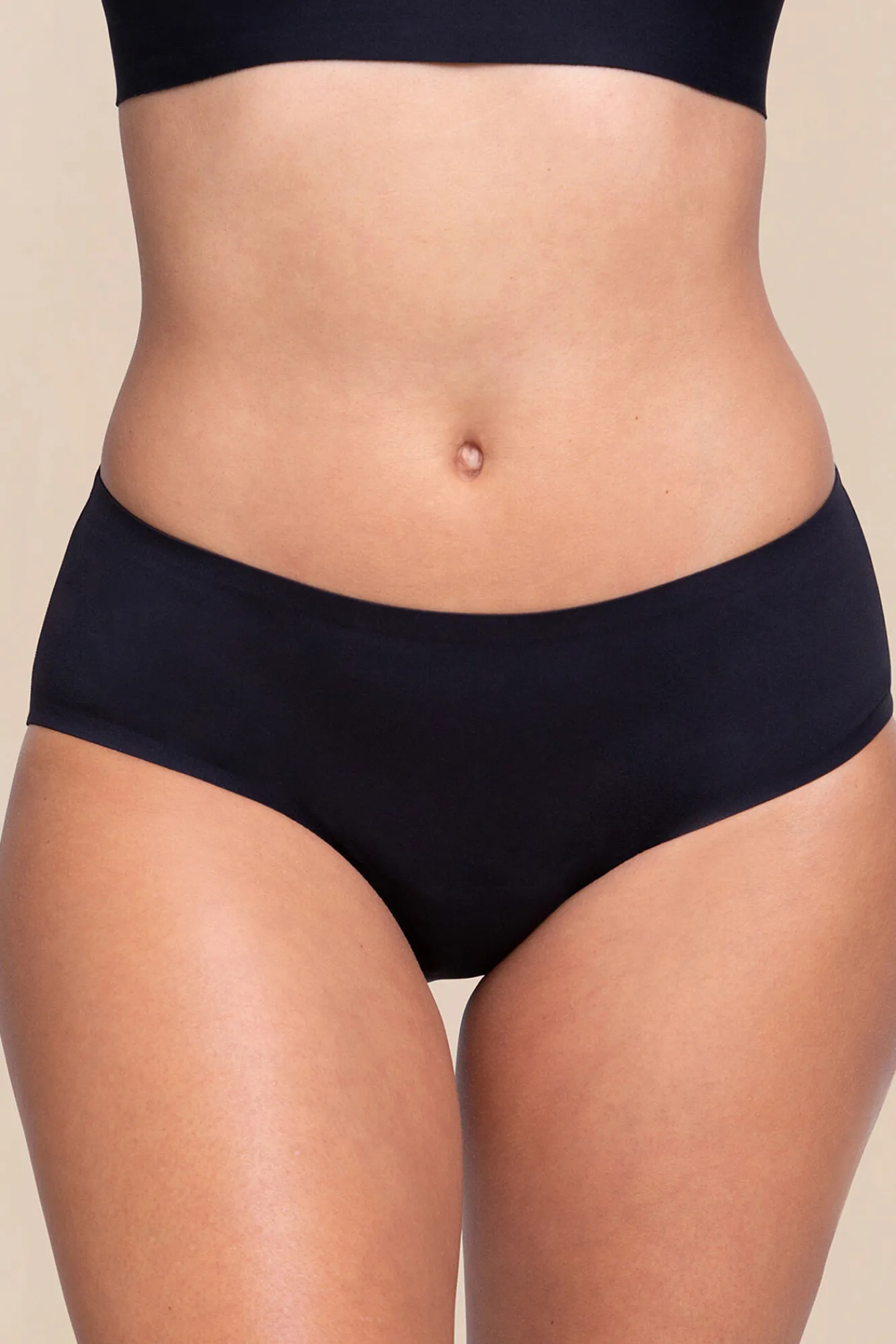 Proof Braga menstrual clásica negra – Absorción media