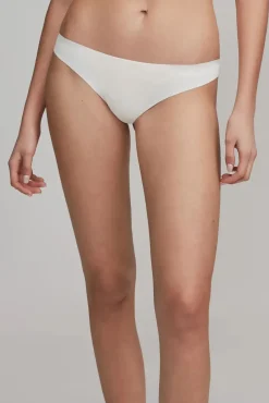 Gisela Braguita brasileña corte láser