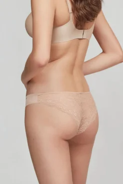 Gisela Braguita corte láser
