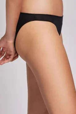 Gisela Braguita midi con galón de encaje y camales