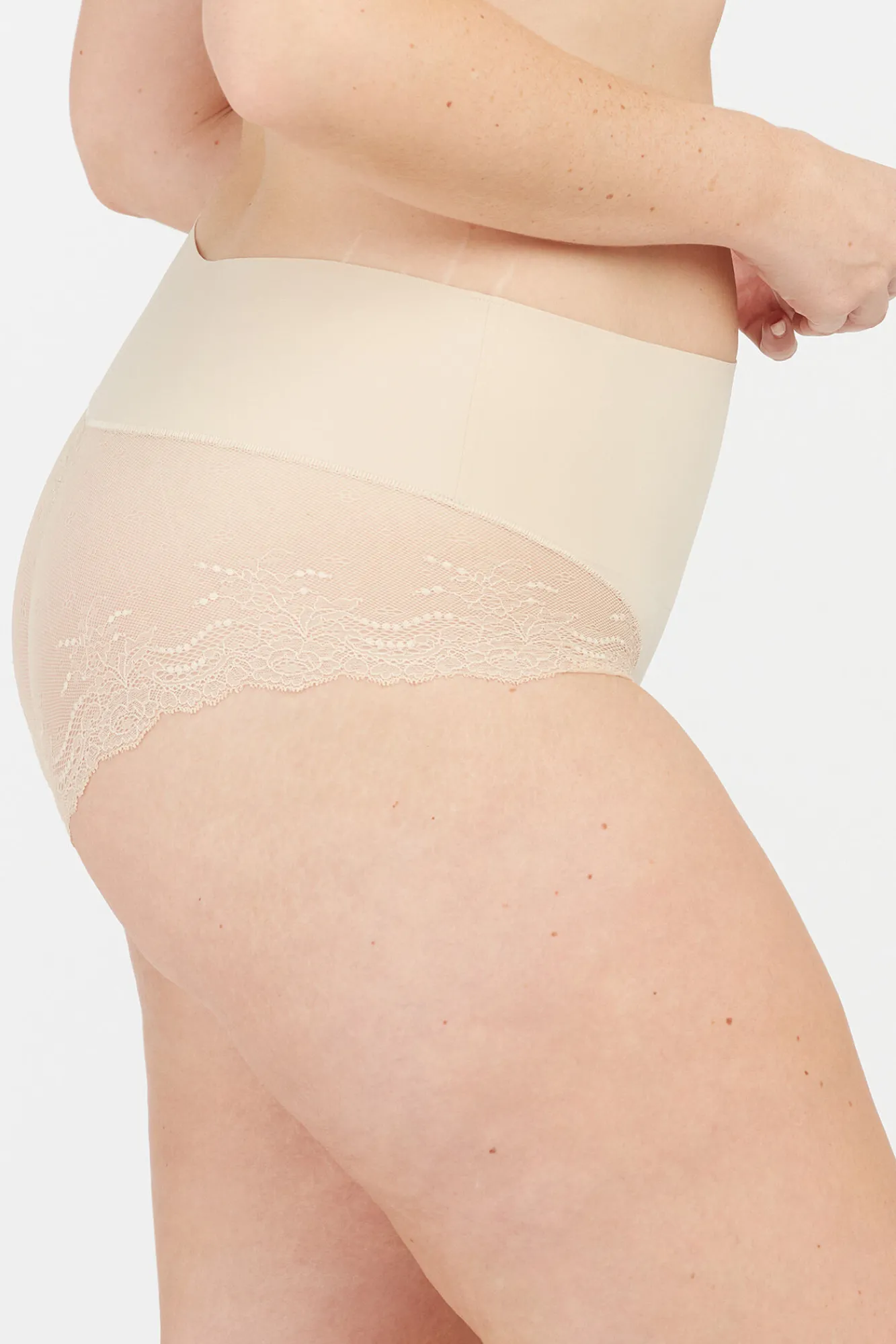 Spanx Braguita moldeadora invisible encaje
