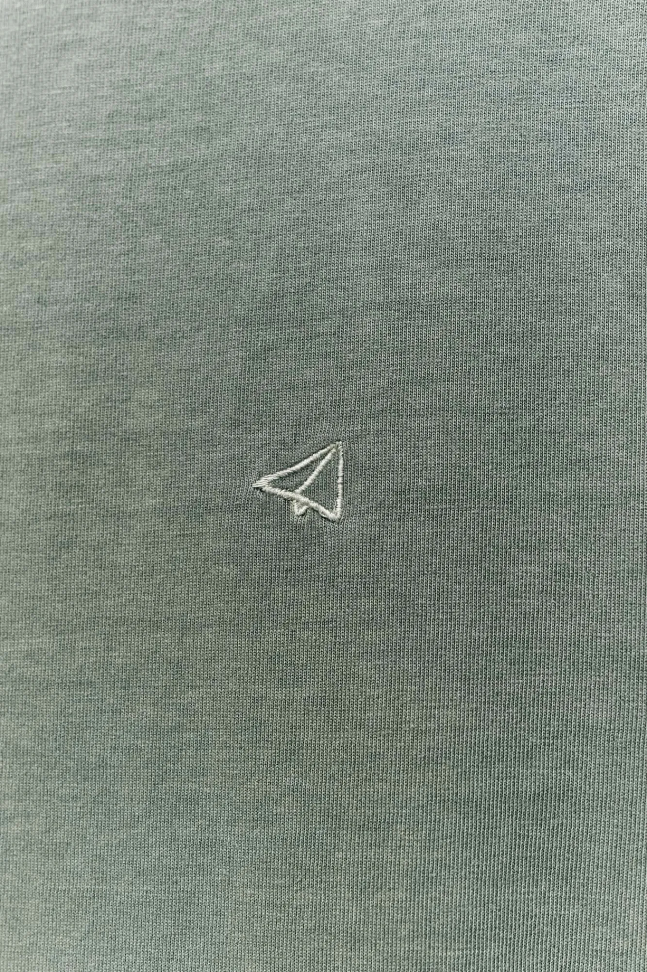 OOTO Camiseta básica con bordado avión