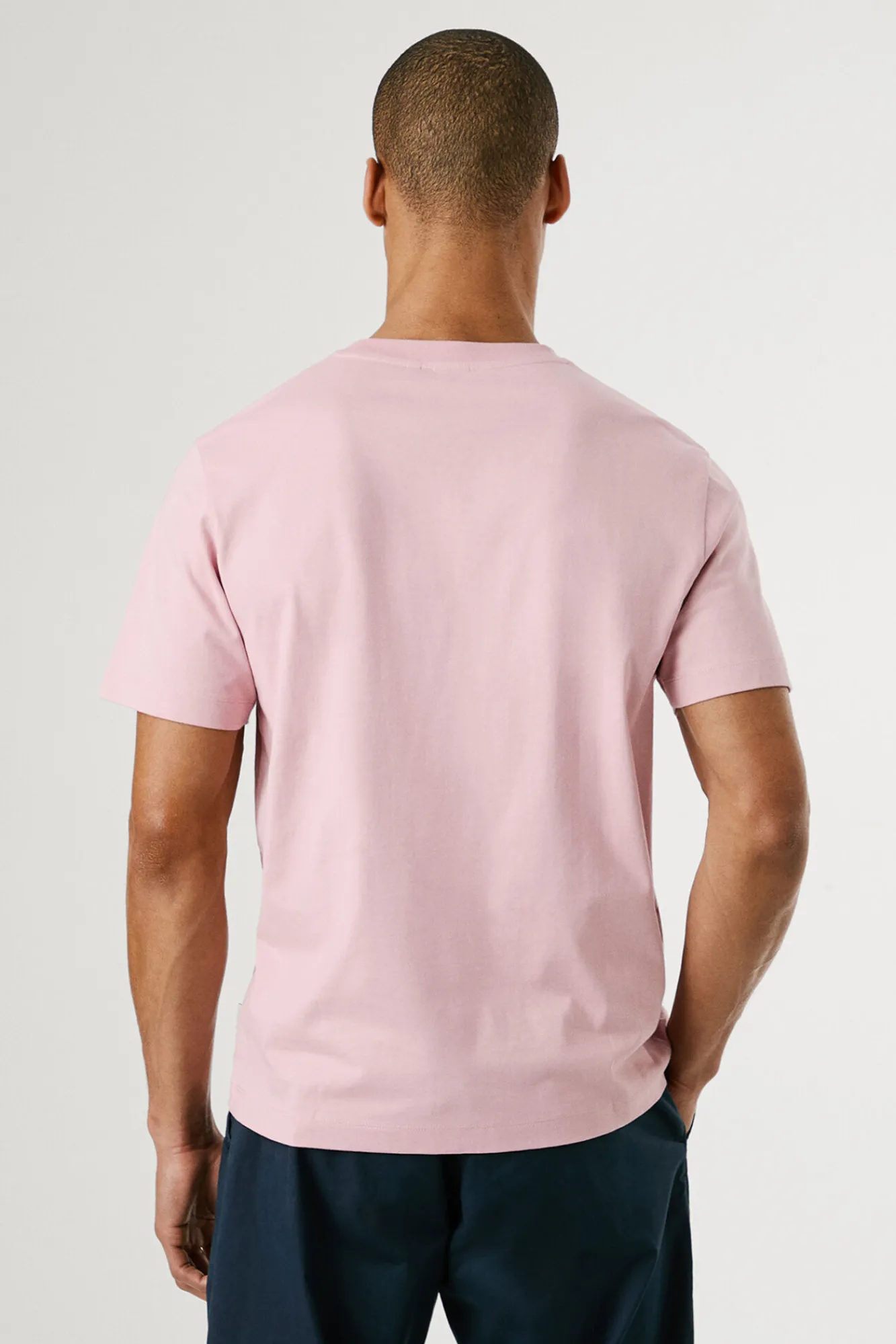Pepe Jeans Camiseta de manga corta con logo y estampado frontal.