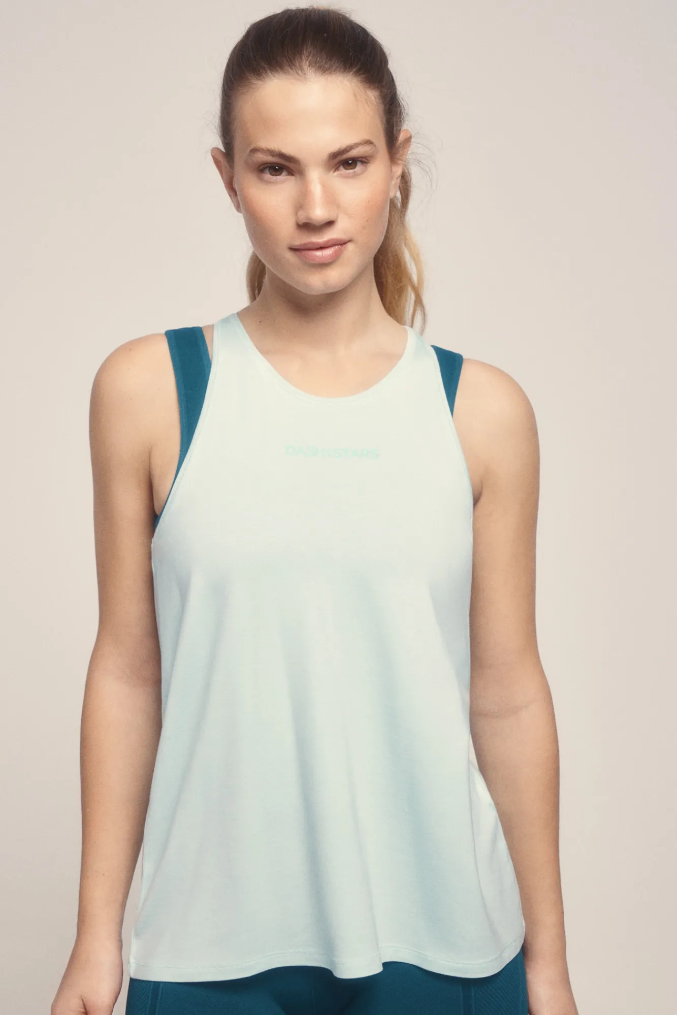 Dash and Stars Camiseta fluida modal claro