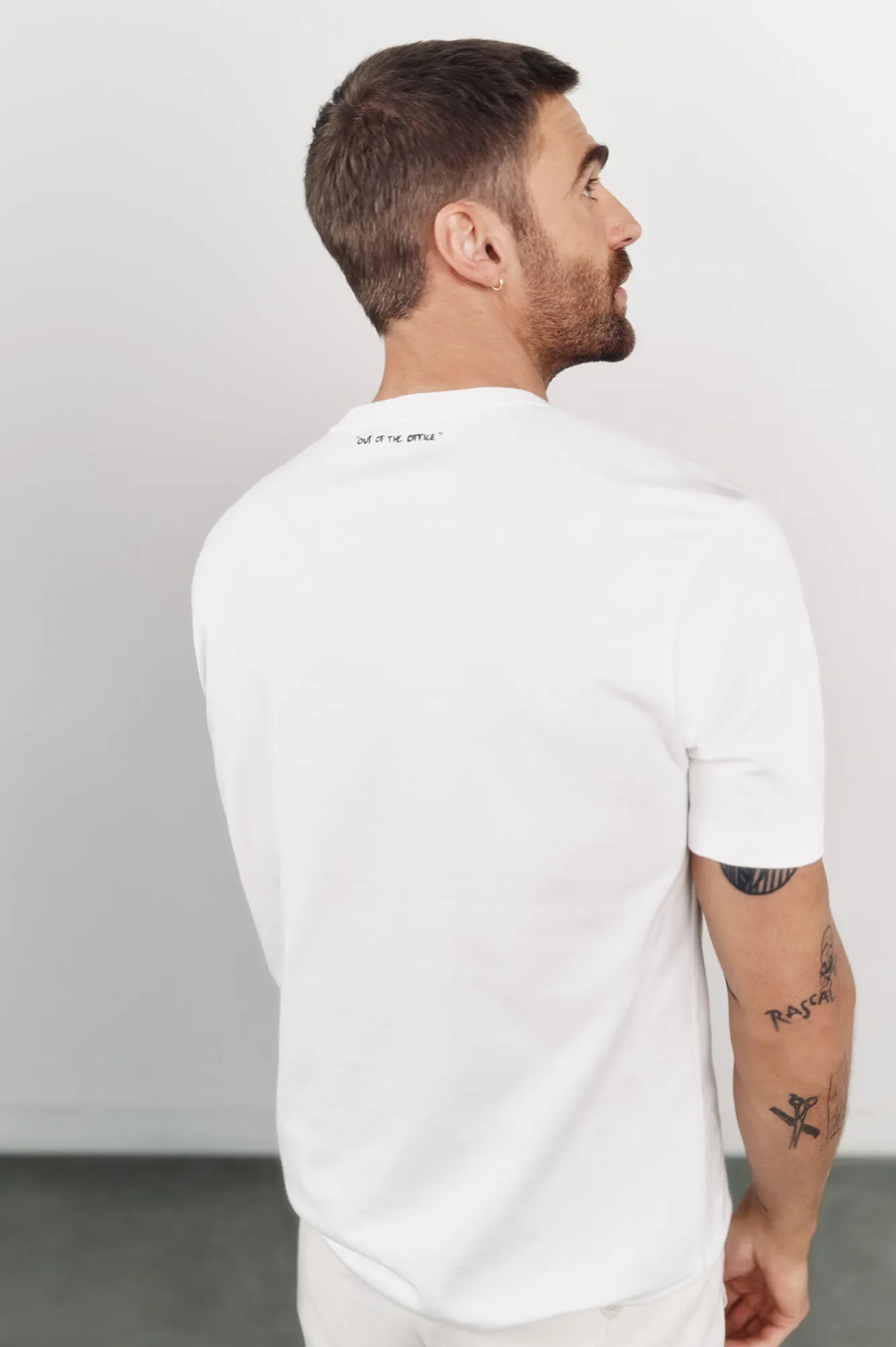 OOTO Camiseta gráfica lavada