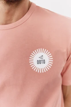 OOTO Camiseta gráfica lavada