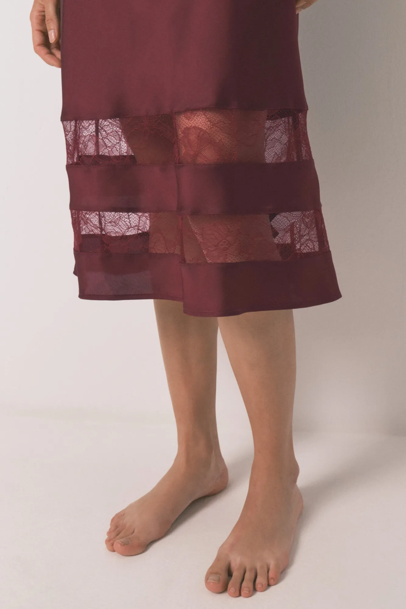 Women'secret Camisón largo encaje vino