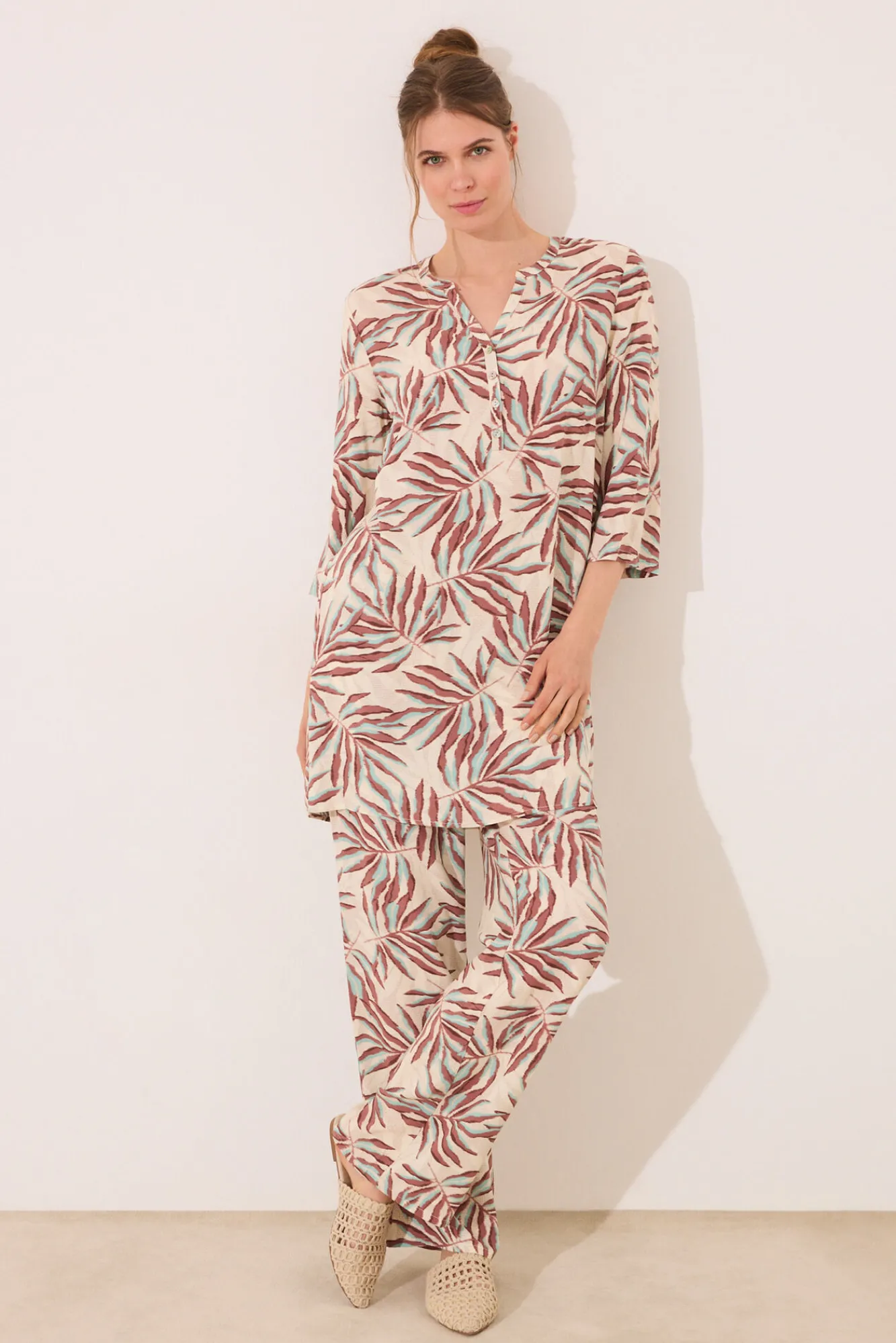 Women'secret Camisola corta estampado hojas