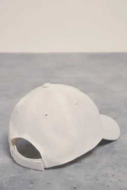 Dash and Stars Gorra blanca algodón logo