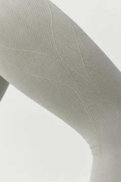 Born Living Yoga Legging Blume