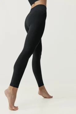 Born Living Yoga Legging Yami Black