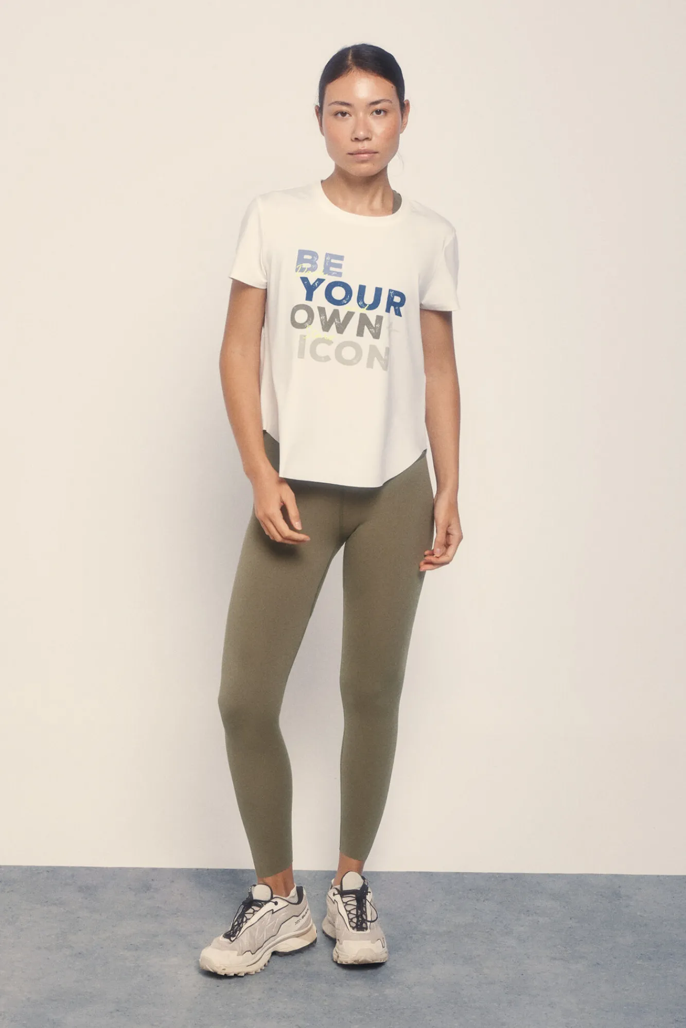 Dash and Stars Leggings COMPRESSIVE caqui logo