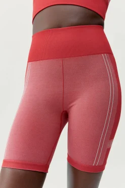 Born Living Yoga Pantalón corto Cara