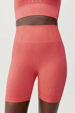 Born Living Yoga Pantalón corto Urdhva