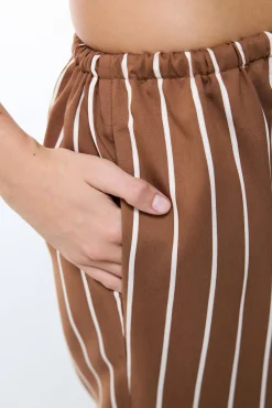 Penti Pantalones largos marrón rayas