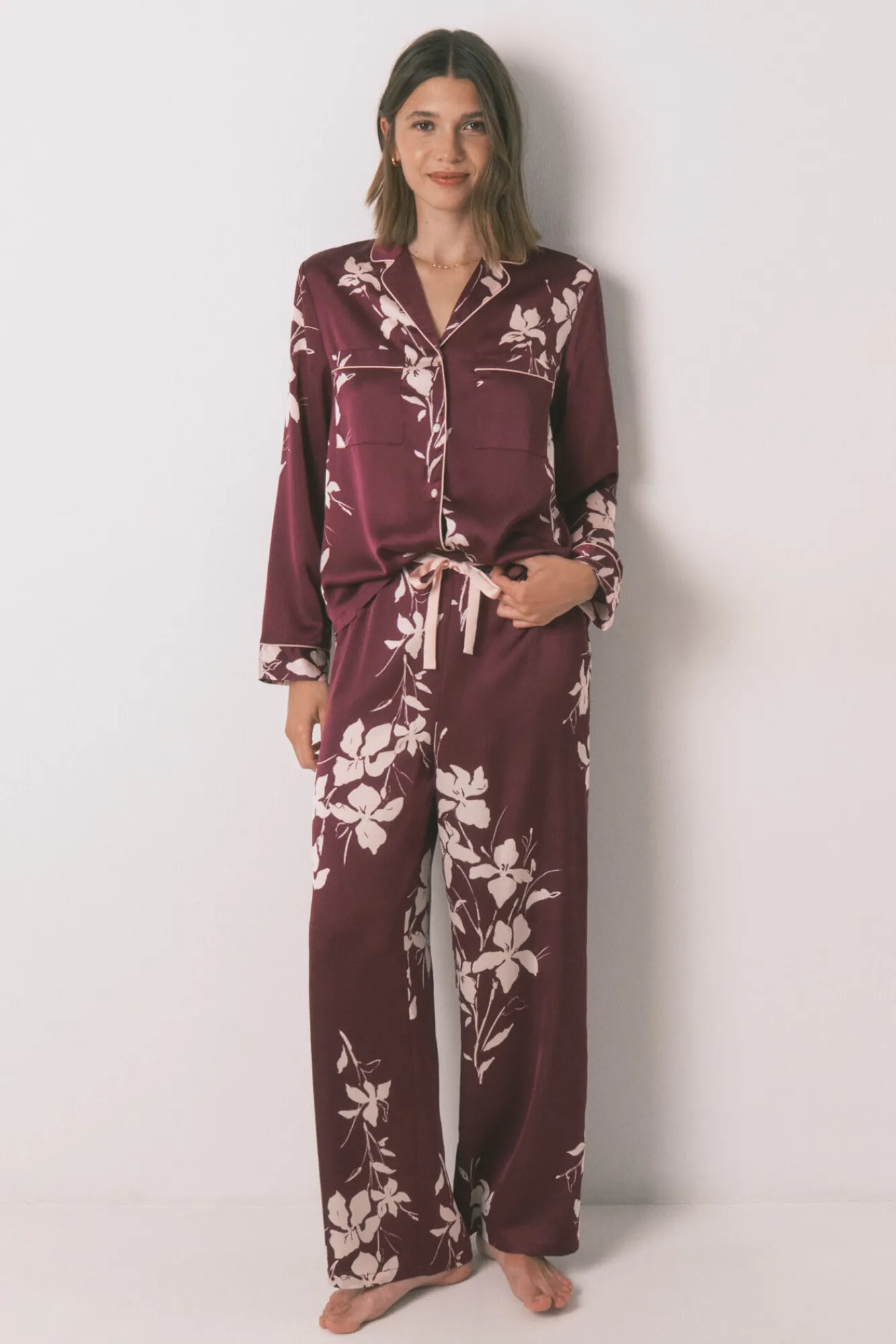 Women'secret Pijama camisero largo floral granate