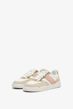 Only Sneakers