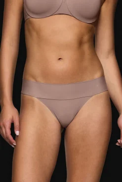 Triumph Tanga Body Make-Up Illusion String EX