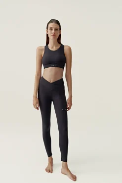 Born Living Yoga Top Nara Black