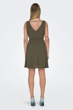 Only Vestido corto de tirantes anchos
